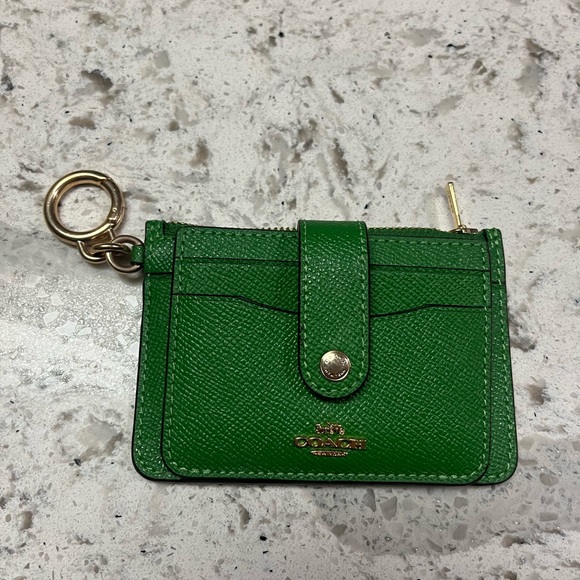 Coach Accessories - Coach attachment card case